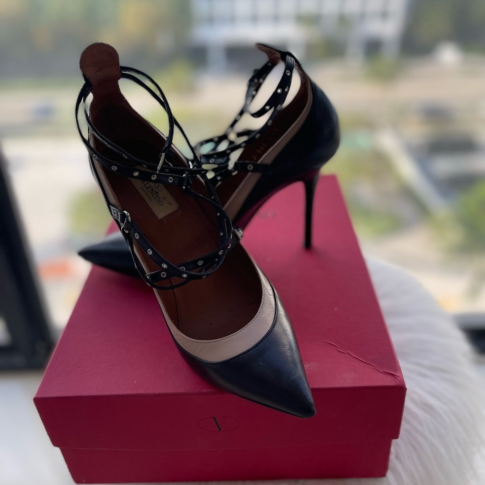 ValentinoGaravani Two Tones Ankle Strap High Heels